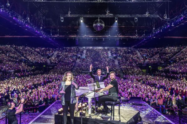 Rock Choir LIVE - The Ultimate Christmas Party25