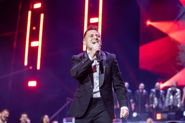 Rock Choir LIVE - The Ultimate Christmas Party7