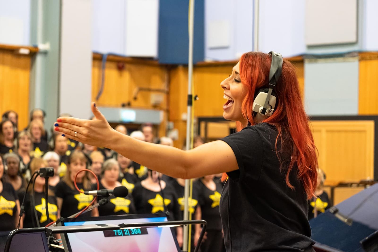 Narelle Hill Rock Choir 4